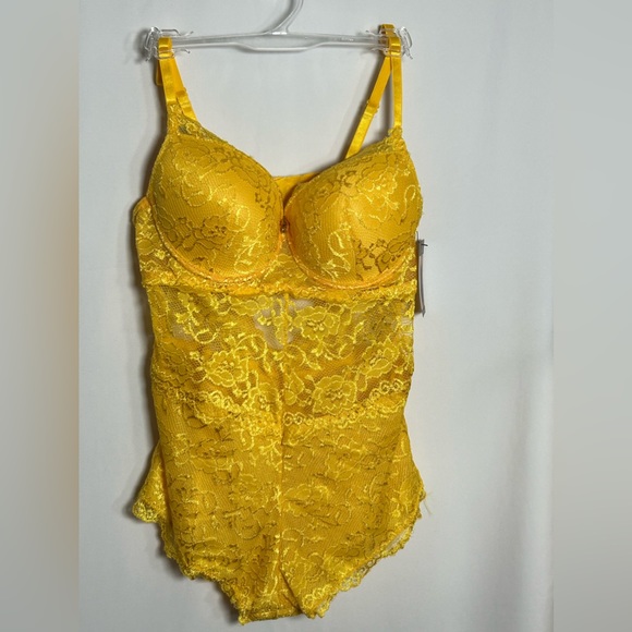 French Affair Other - French Affair Push-Up Bodysuit Medium NWT